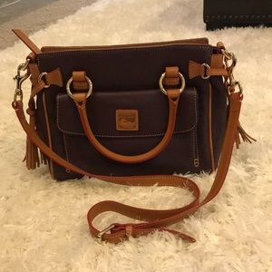Dooney and Bourke crossbody bag
